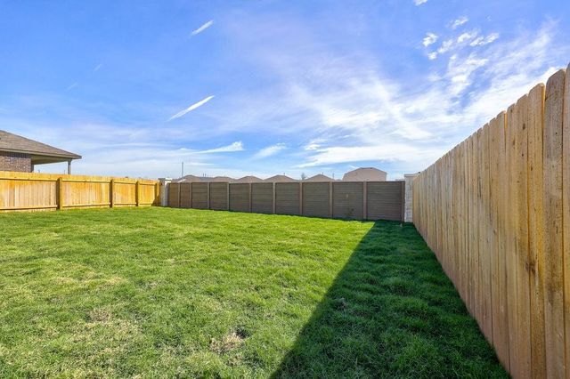 618 Waterway, Hutto, TX 78634