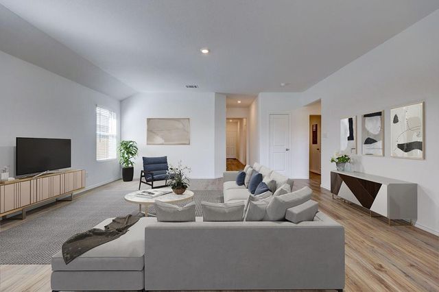 618 Waterway, Hutto, TX 78634