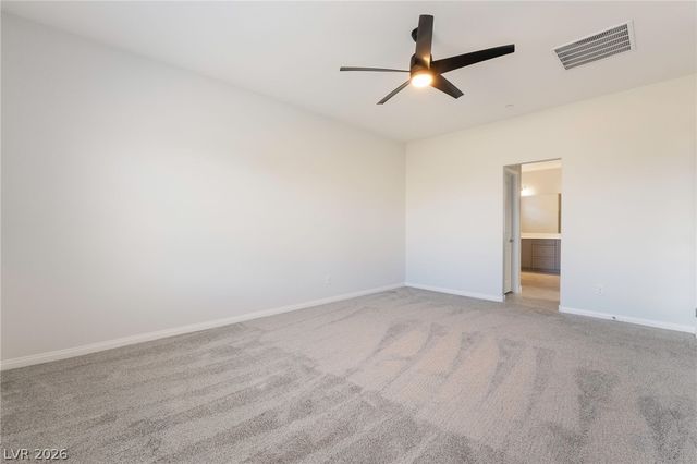 94 Cadence Crest Avenue, Henderson, NV 89011
