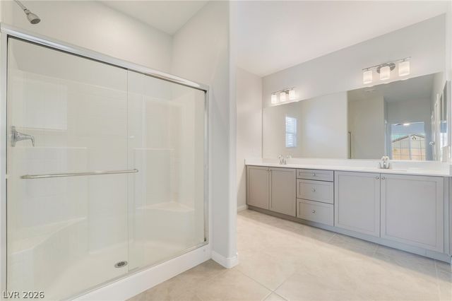 94 Cadence Crest Avenue, Henderson, NV 89011