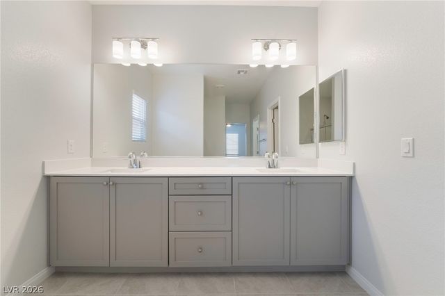 94 Cadence Crest Avenue, Henderson, NV 89011