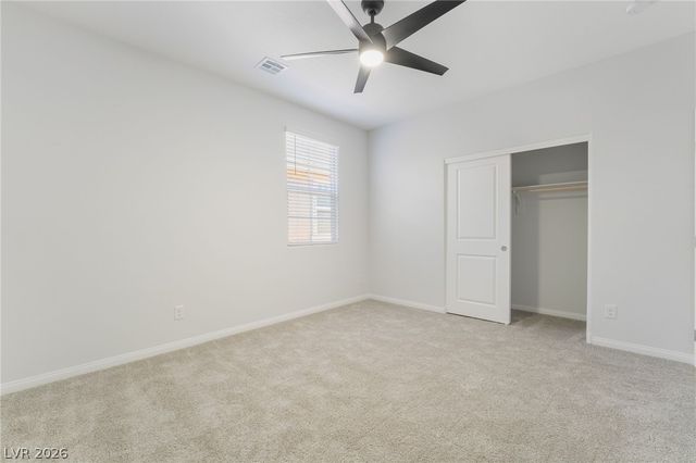 94 Cadence Crest Avenue, Henderson, NV 89011