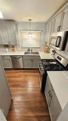 204 Bunker Hill Road, Belleville, IL 62221