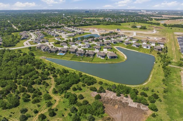 6233 E Central Park Ct., Bel Aire, KS 67220