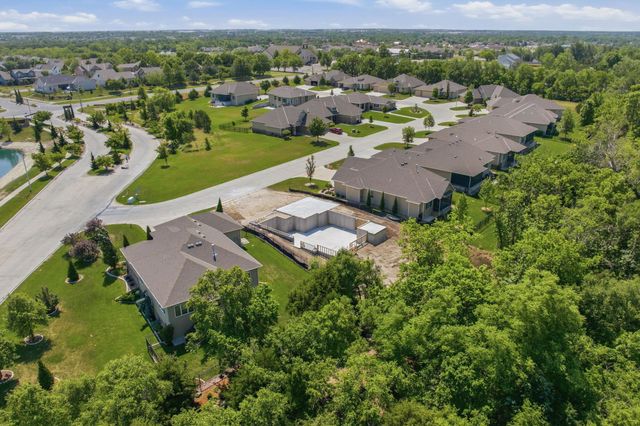 6233 E Central Park Ct., Bel Aire, KS 67220