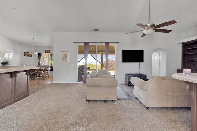 1220 Hollister, Pinon Hills, CA 92372