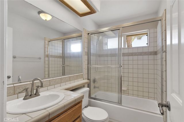1220 Hollister, Pinon Hills, CA 92372