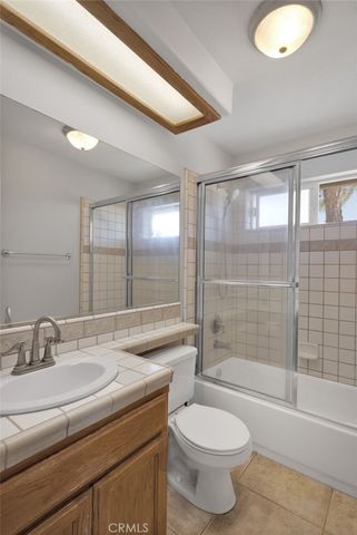 1220 Hollister, Pinon Hills, CA 92372