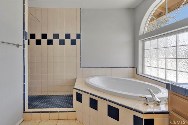 1220 Hollister, Pinon Hills, CA 92372