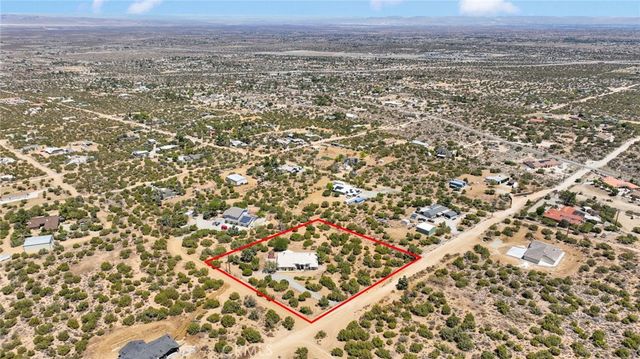 1220 Hollister, Pinon Hills, CA 92372
