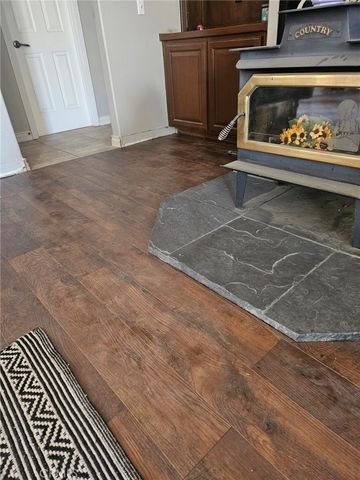 1220 Hollister, Pinon Hills, CA 92372
