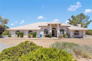 1220 Hollister, Pinon Hills, CA 92372
