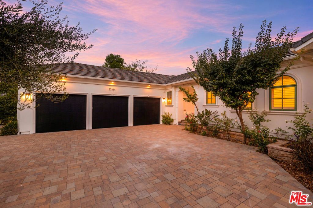 23334 Ostronic Drive, Woodland Hills, CA 91367 — photo 4