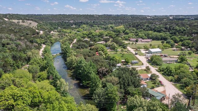 163 Molina Rd, Kerrville, TX 78028
