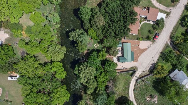 163 Molina Rd, Kerrville, TX 78028