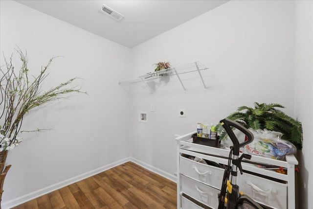 216 Wayfair Lane, Wellford, SC 29385