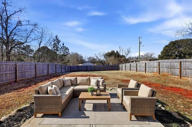 216 Wayfair Lane, Wellford, SC 29385