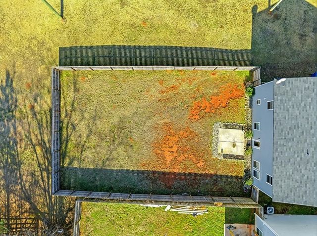 216 Wayfair Lane, Wellford, SC 29385