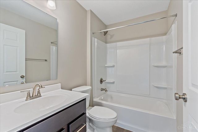 401 Bethpage Drive, Turtle Creek Twp, OH 45036