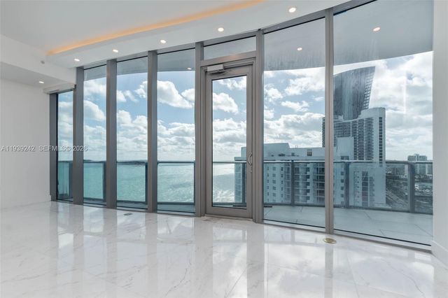 17475 Collins Avenue 2003, Sunny Isles Beach, FL 33160