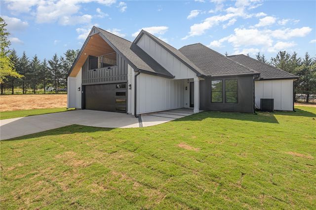 215 Moore Road, Liberty, SC 29657