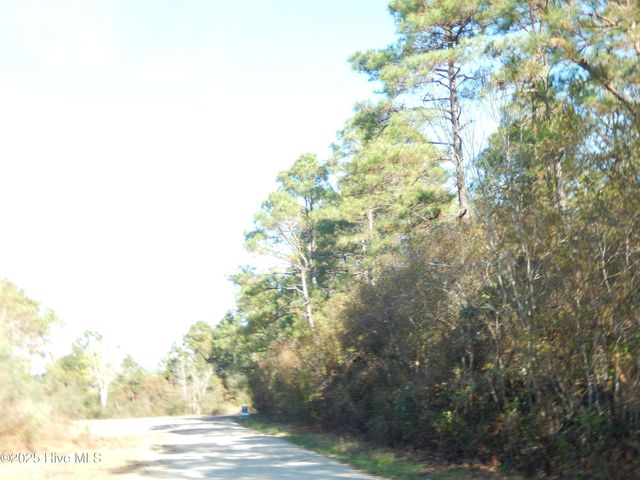 7600 Plantation Road, Wilmington, NC 28411