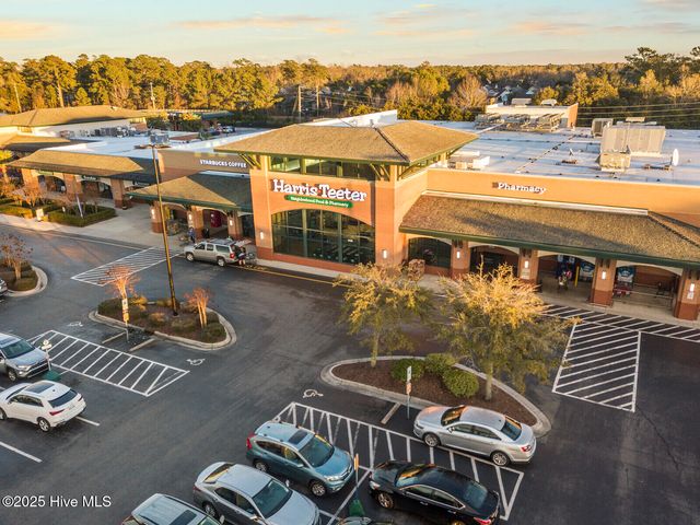 7600 Plantation Road, Wilmington, NC 28411