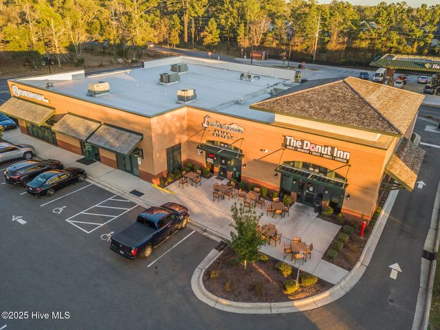 7600 Plantation Road, Wilmington, NC 28411