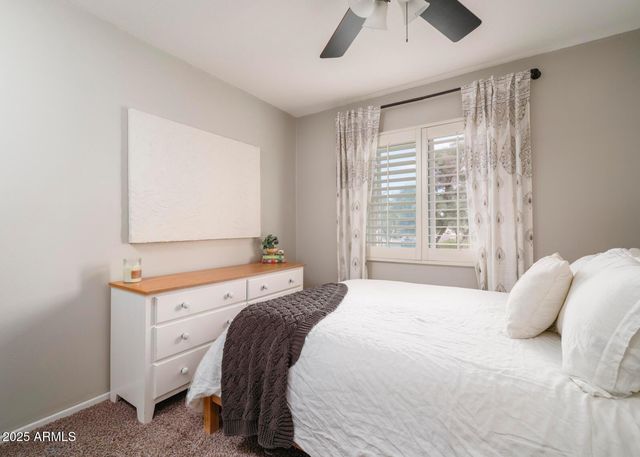 4001 E Campbell Avenue, Phoenix, AZ 85018