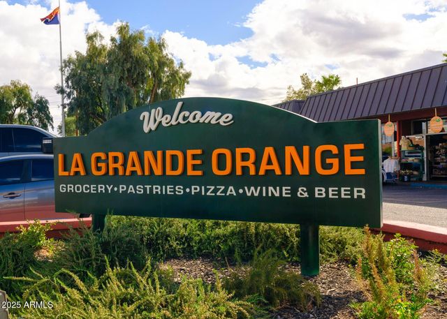 4001 E Campbell Avenue, Phoenix, AZ 85018