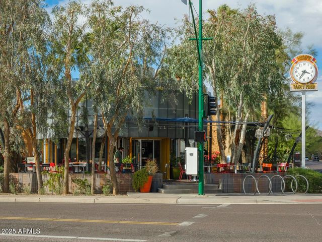 4001 E Campbell Avenue, Phoenix, AZ 85018