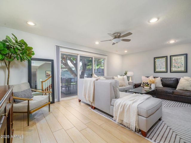 4001 E Campbell Avenue, Phoenix, AZ 85018