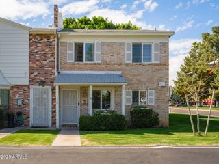 4001 E Campbell Avenue, Phoenix, AZ 85018