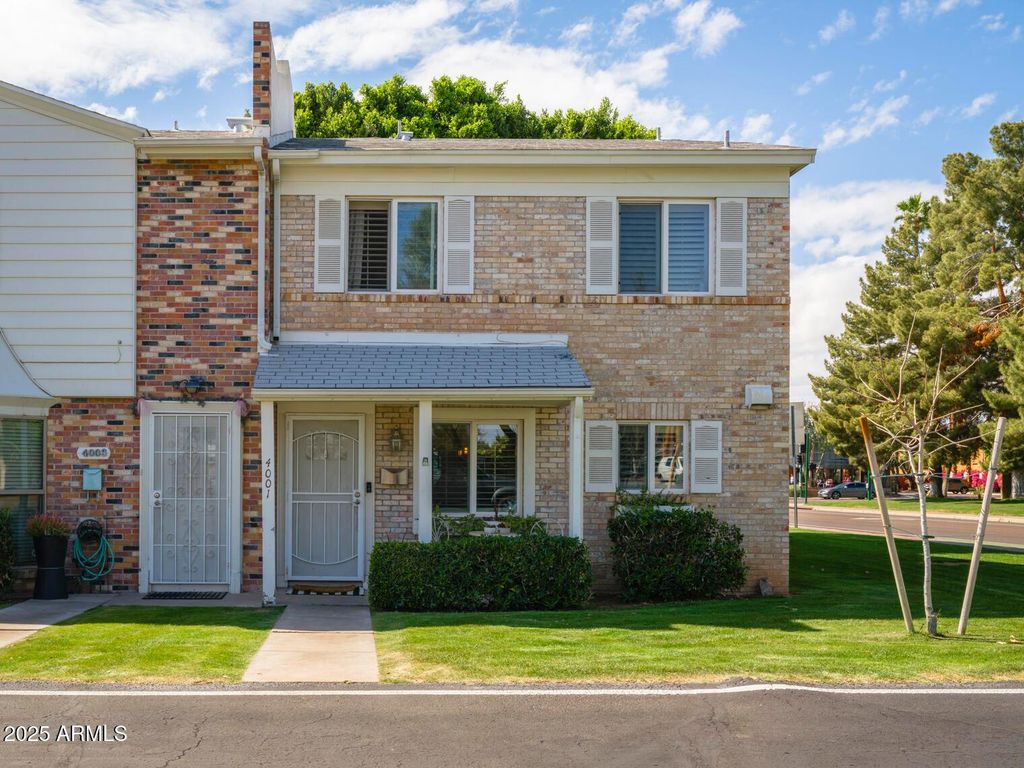 4001 E Campbell Avenue, Phoenix, AZ 85018