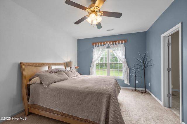 102 Lilac Lane, Richlands, NC 28574