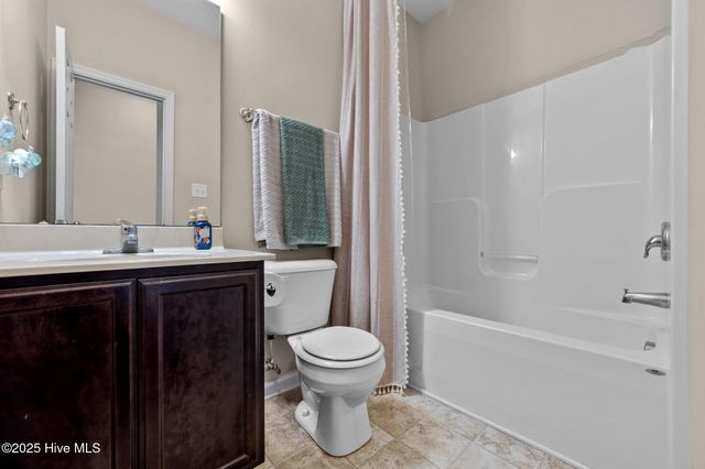 102 Lilac Lane, Richlands, NC 28574