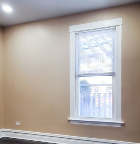 1540 N KEELER Avenue, Chicago, IL 60651