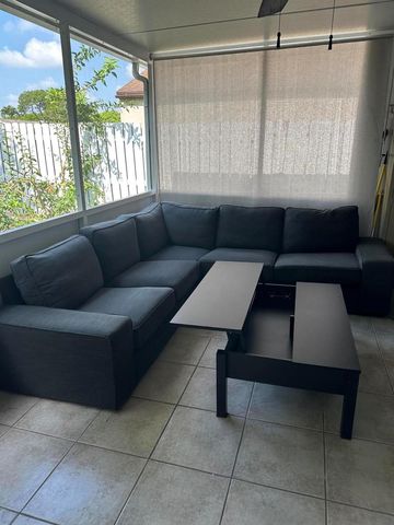 8 ELTON Place, Boynton Beach, FL 33426