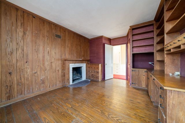 959 N River Road, Oregon, IL 61061