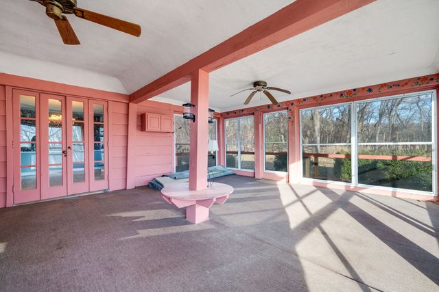 959 N River Road, Oregon, IL 61061