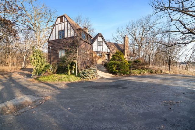 959 N River Road, Oregon, IL 61061