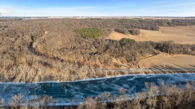 959 N River Road, Oregon, IL 61061