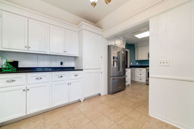 959 N River Road, Oregon, IL 61061