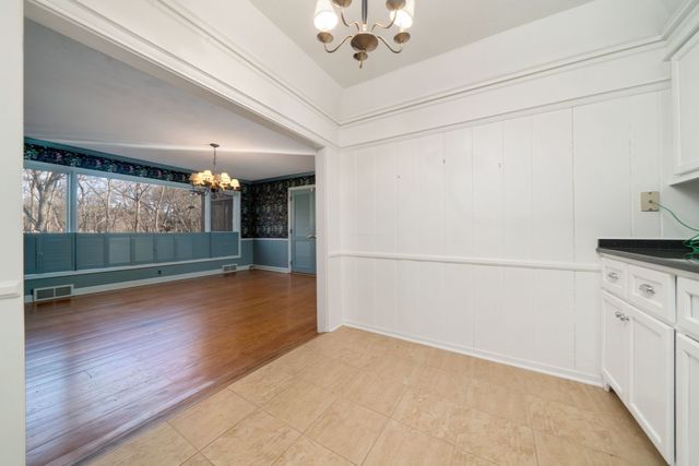 959 N River Road, Oregon, IL 61061