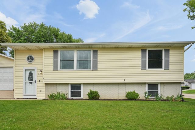 5703 N Linwood Avenue 0, Davenport, IA 52806