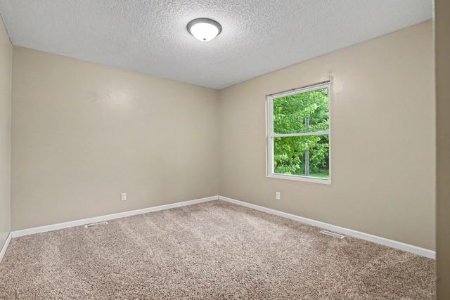 5703 N Linwood Avenue 0, Davenport, IA 52806