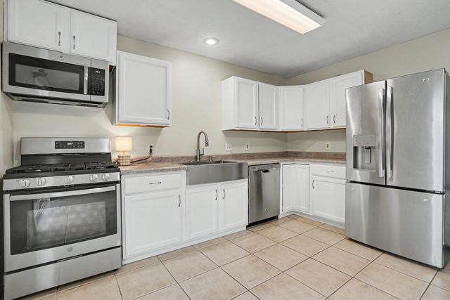 5703 N Linwood Avenue 0, Davenport, IA 52806