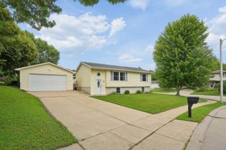 5703 N Linwood Avenue 0, Davenport, IA 52806