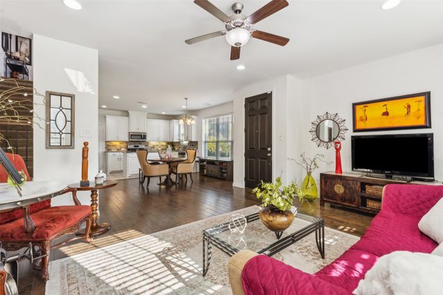 4201 Cascade Sky Drive, Arlington, TX 76005