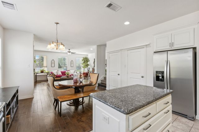 4201 Cascade Sky Drive, Arlington, TX 76005